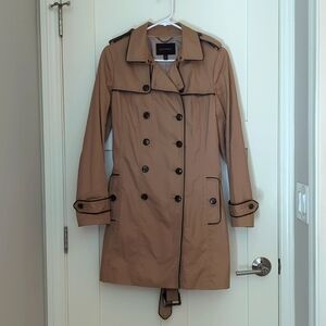 Banana Republic Trench Coat, 12 petite
